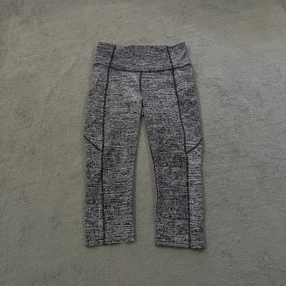 Lululemon Fast & Free Crop II Chirasu Black White Nulux Leggings Women's Size 6